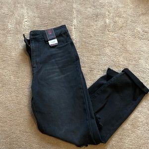 NO BO black, faded wash, ankle mom jeans